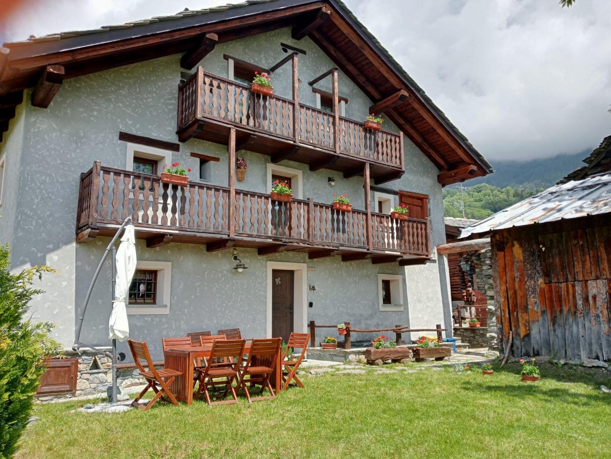 Home Sweet Home Antey-Saint-André المظهر الخارجي الصورة